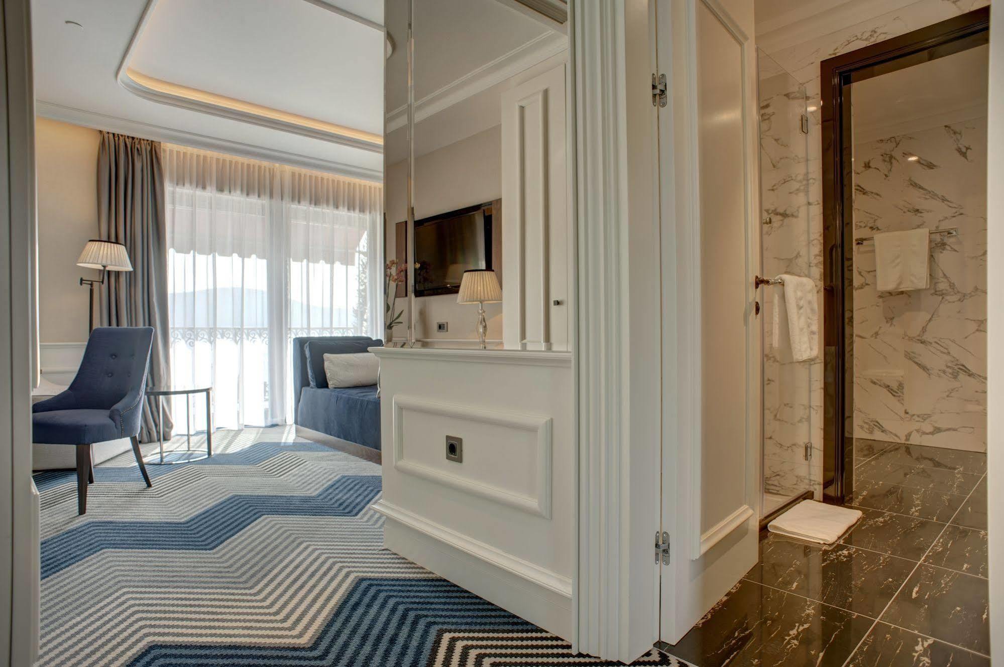 Boutique Hotel La Roche Tivat Kültér fotó