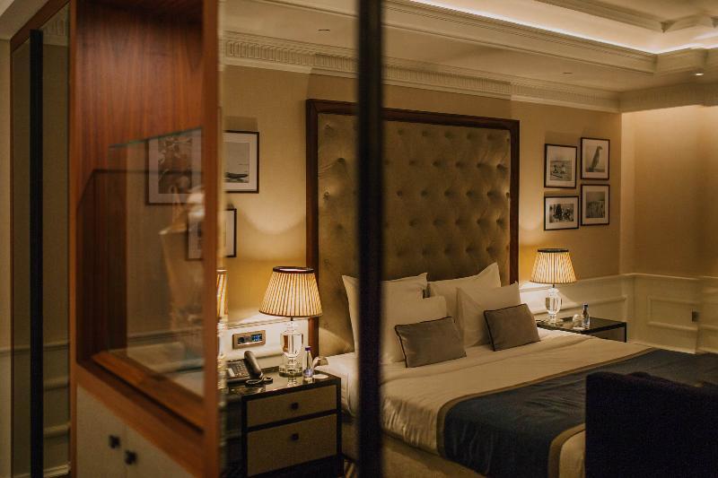 Boutique Hotel La Roche Tivat Kültér fotó